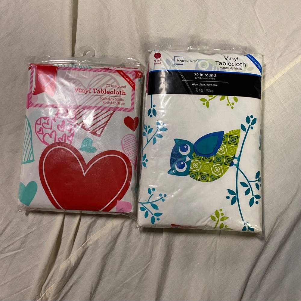Set of 2 Vinyl Tablecloths